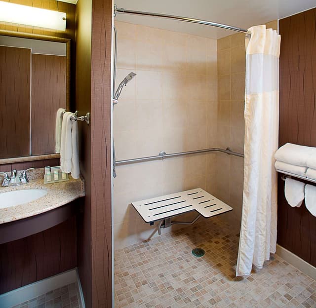 2 DOUBLE MOBILITY ACCESS W/ ROLL IN SHOWER