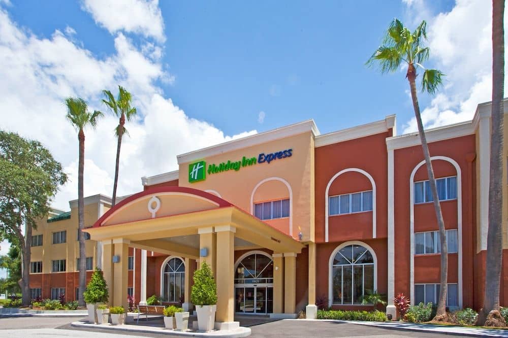HOLIDAY INN EXPRESS CLEARWATER HOLIDAY INN EXPRESS CLEARWATER