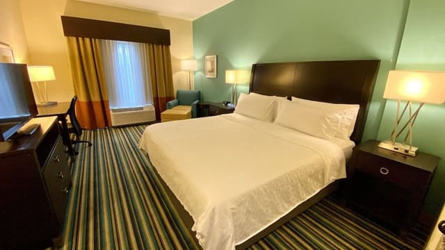 Standard Room, 1 King Bed, Accessible (Mobility)