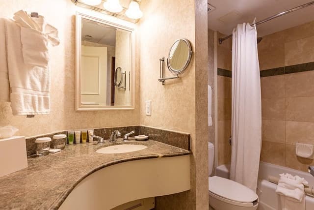 Standard Room, 2 Queen Beds, Balcony