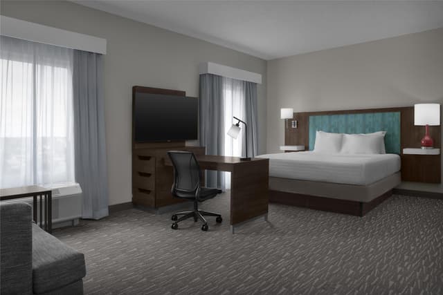 1 KING BED STUDIO SUITE WITH SOFABED NONSMOK