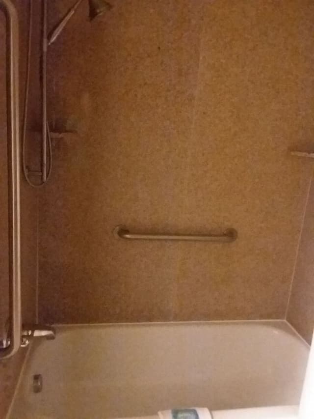 Standard Room, 1 King Bed, Accessible Bathtub