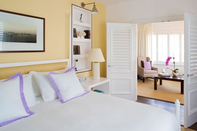 Royal Ocean View Suite