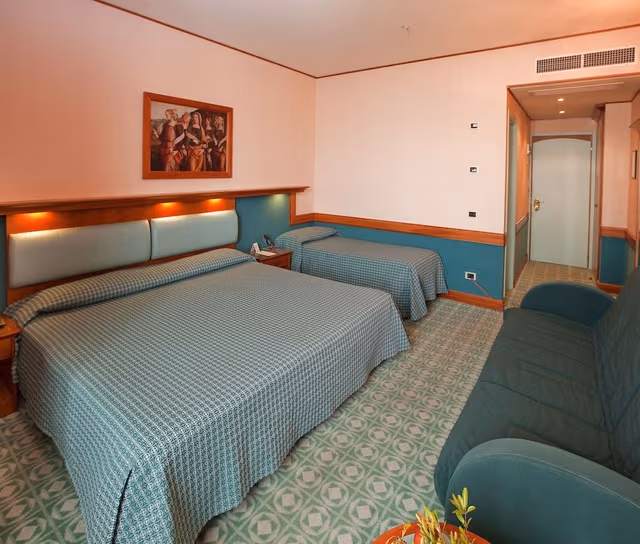 Standard Quadruple Room