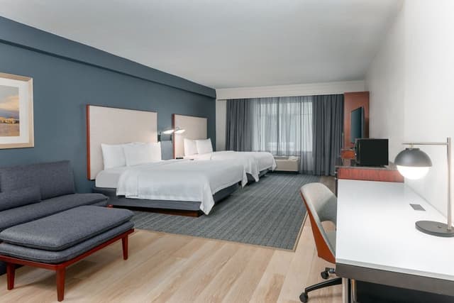 Room, Multiple Beds
