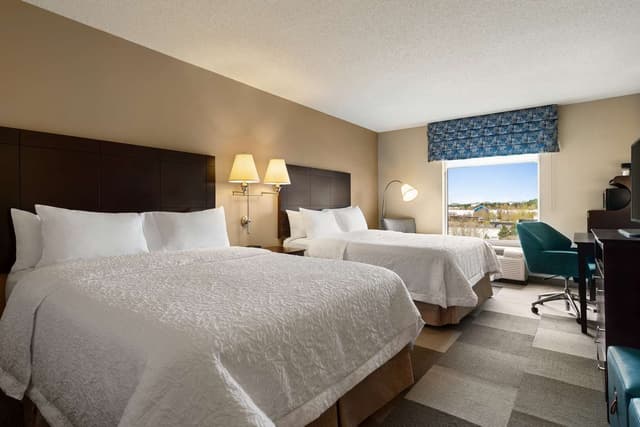 2 QUEEN BEDS NONSMOKING