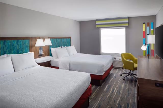 2 QUEEN BEDS NONSMOKING