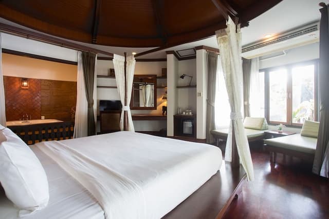 Jacuzzi Villa