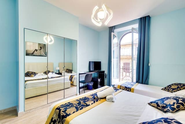 Triple Room