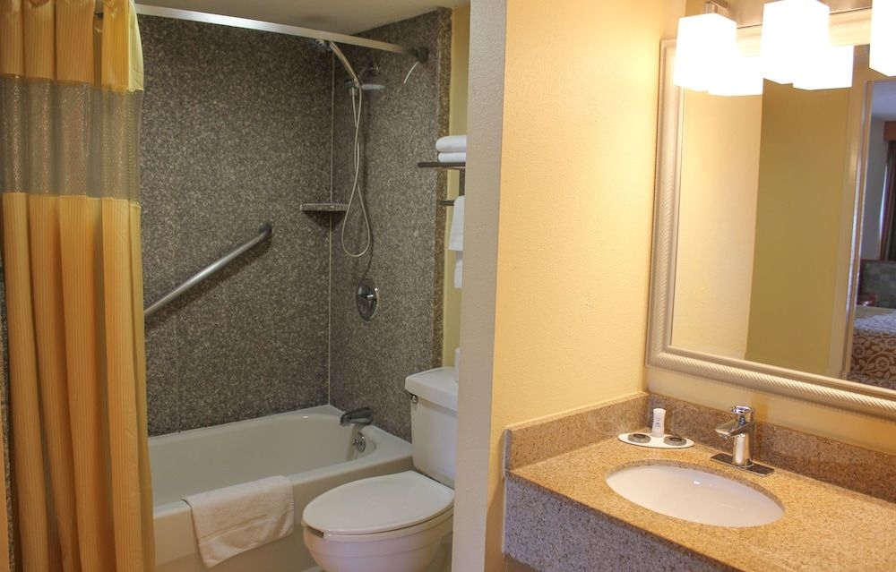 DAYS INN THOMASVILLE4