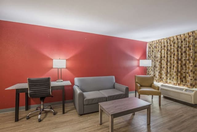 Suite, 1 King Bed, Non Smoking (Upgrade)