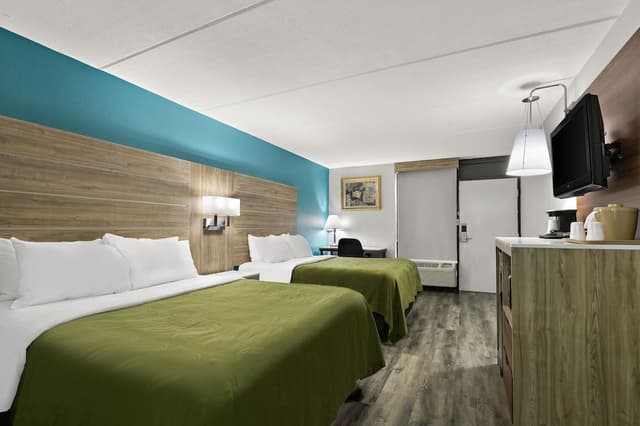 Standard Room, 2 Queen Beds, Non Smoking