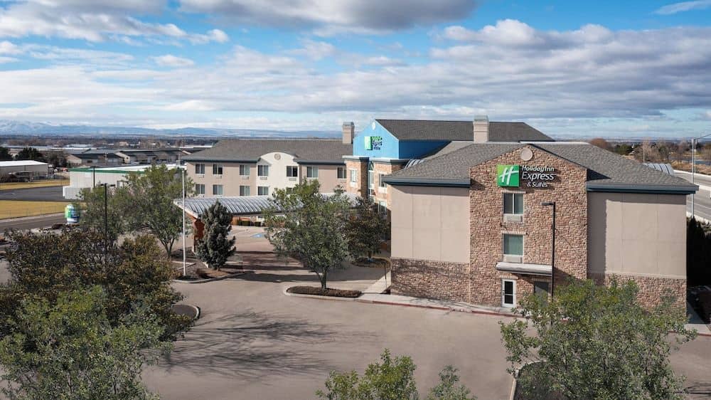 HOLIDAY INN EXPRESS & SUITES N HOLIDAY INN EXPRESS & SUITES N