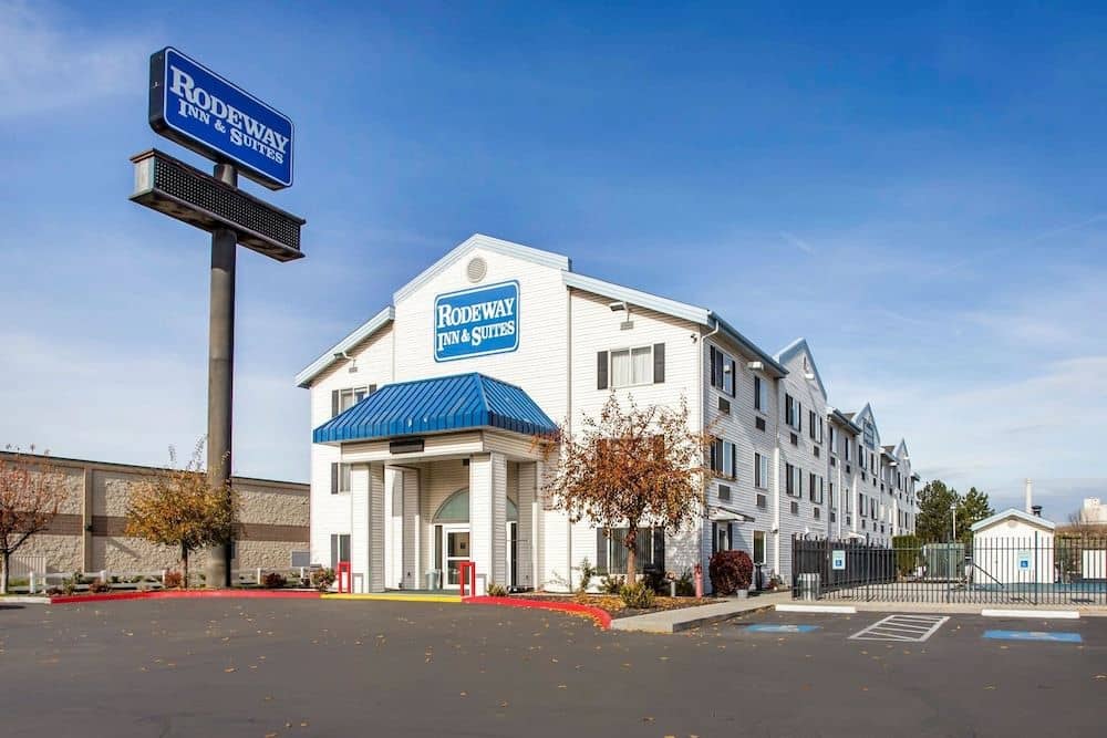 RODEWAY INN & SUITES NAMPA RODEWAY INN & SUITES NAMPA