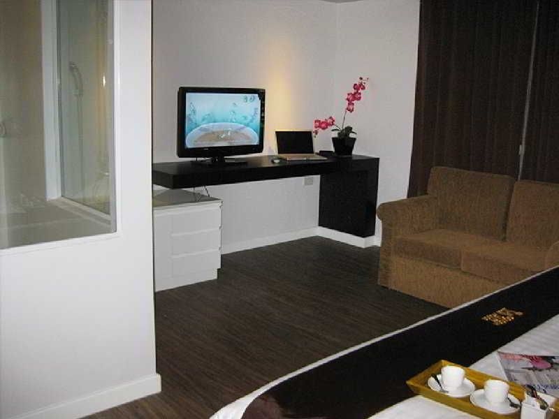 โกลเด้น คลิฟ เฮ้าส์ (Golden Cliff House)4