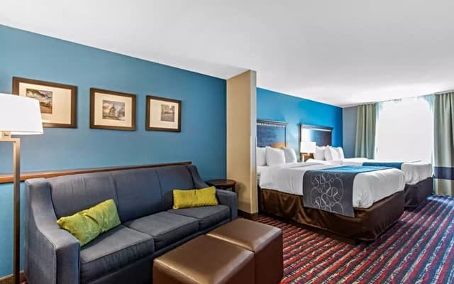 Suite, Multiple Beds, Non Smoking