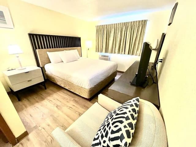 Basic Double Room