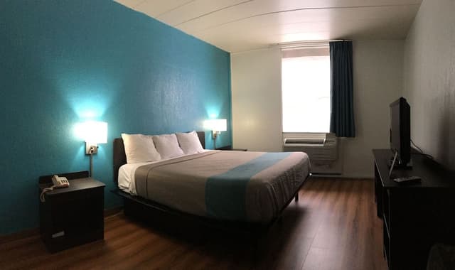Standard Room, 1 King Bed, Non Smoking