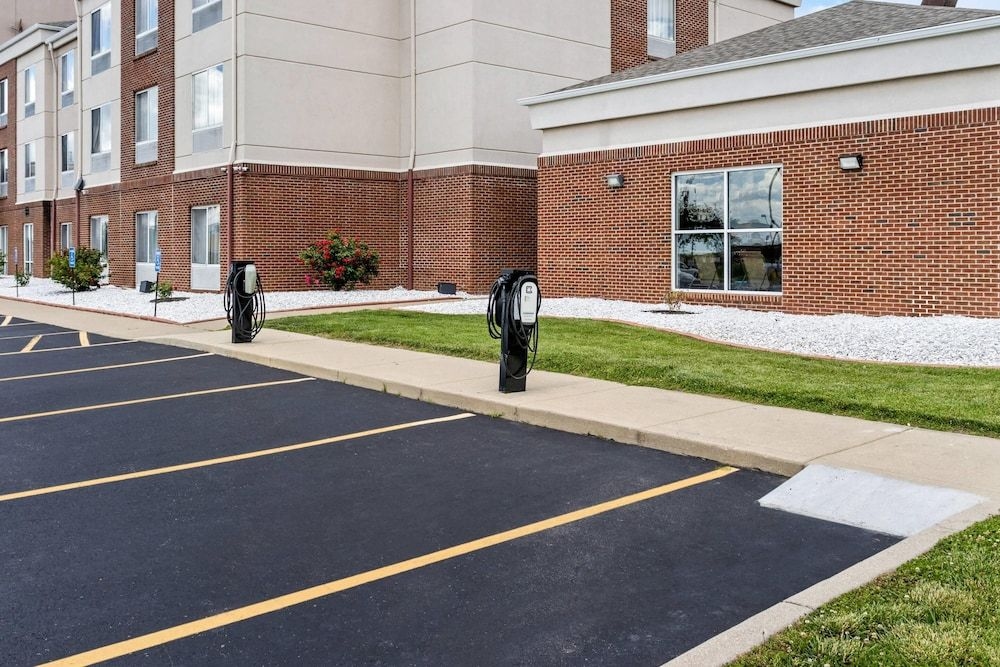 COMFORT SUITES MOUNT VERNON2