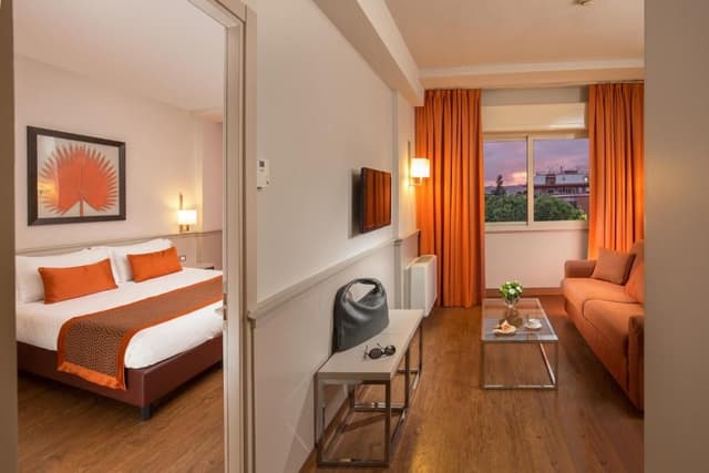 OMNIA FAMILY ROOM