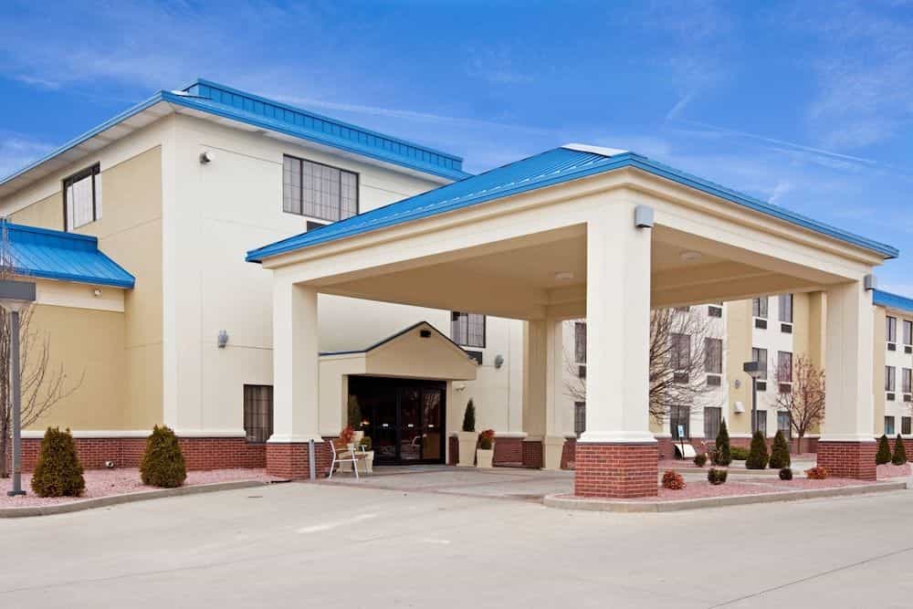HOLIDAY INN EXPRESS WASHINGTON