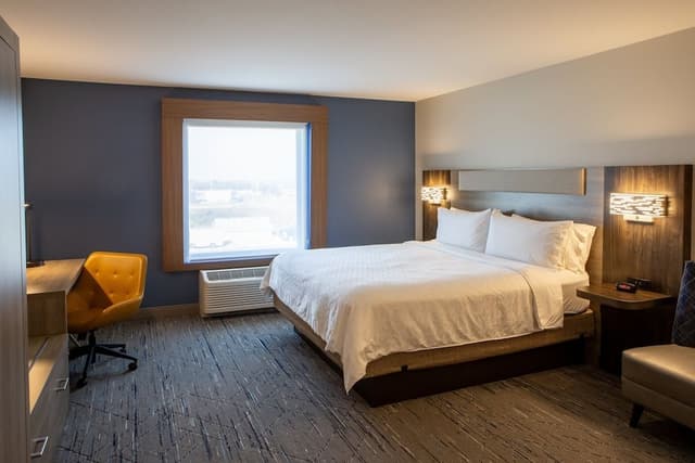 Standard Room, 1 King Bed (Leisure)