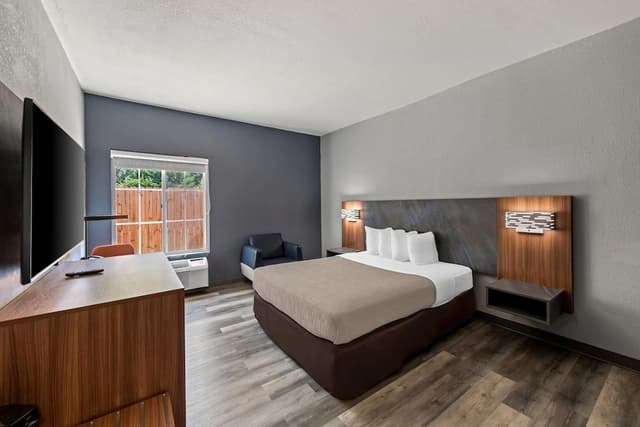 Room, 1 Queen Bed, Accessible, Non Smoking