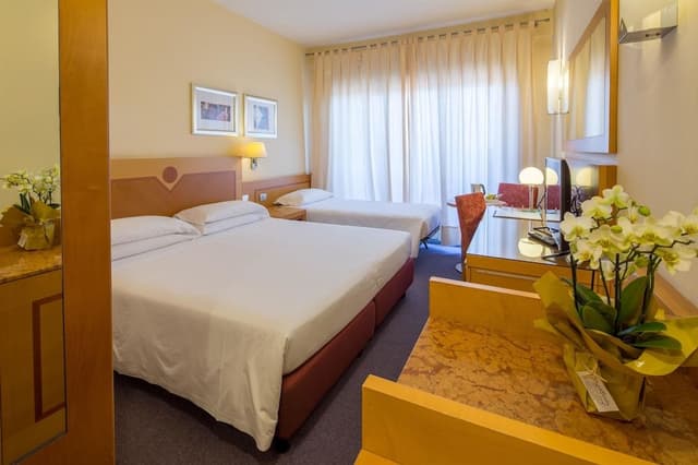 Classic Triple Room, 1 King Bed