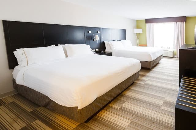 Double Room, Multiple Beds