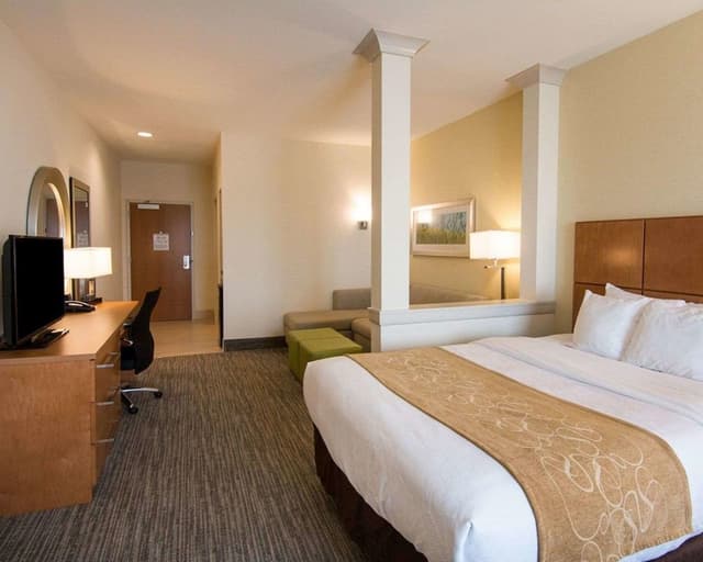 Suite, 2 Queen Beds, Non Smoking
