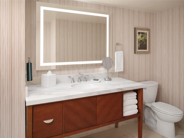 1 KING BED PRESIDENTIAL SUITE