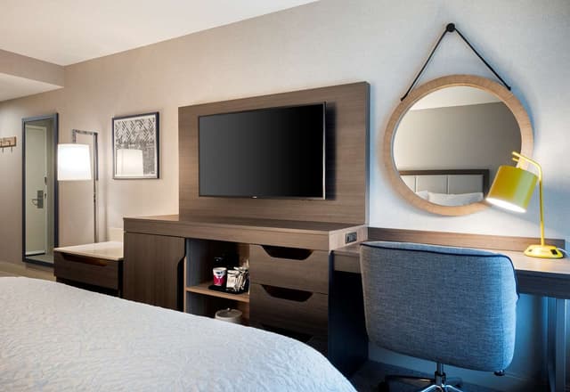 2 QUEEN BEDS NONSMOKING