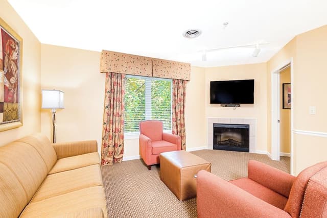 Deluxe Two Bedroom Suite