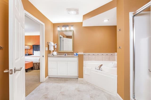 Deluxe Two Bedroom Suite