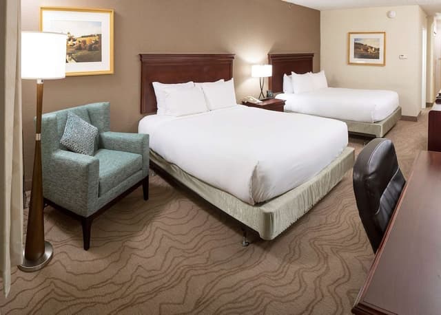 Two Queen Beds, Non-Smoking