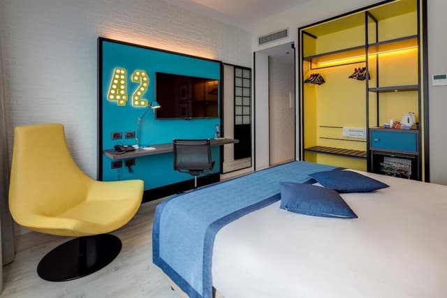 Comfort Room, 1 King Bed