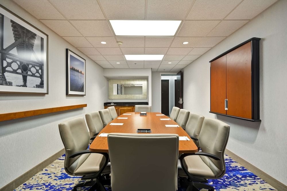 HAMPTON INN DETROIT-NORTHVILLE4
