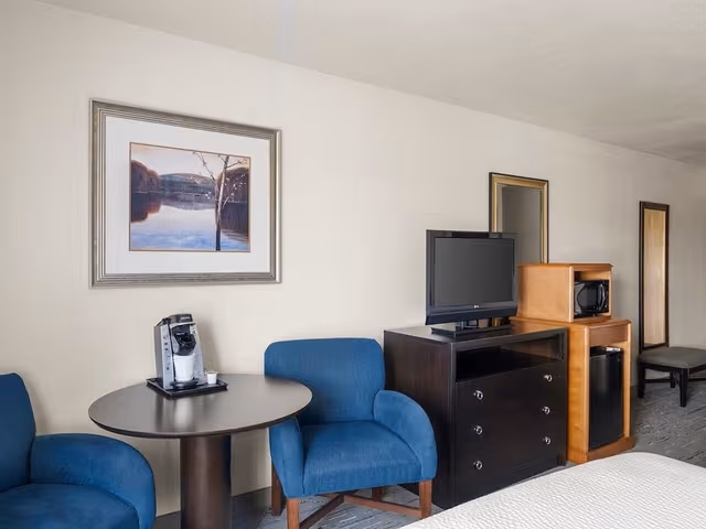 Standard Room, 2 Queen Beds, Non Smoking