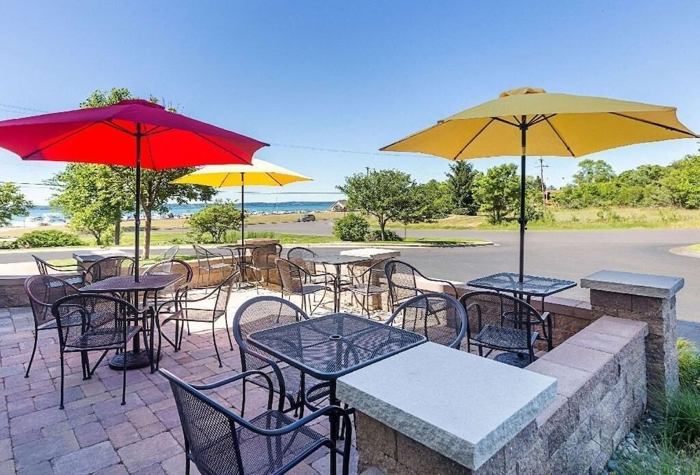 SLEEP INN & SUITES4