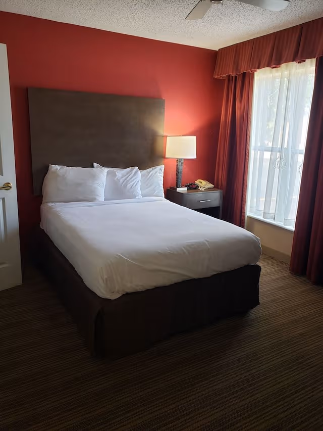 Standard Suite, 1 Double Bed with Sofa bed, Non Smoking (Mobility Accessible)