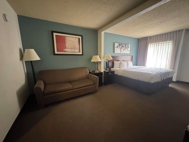 Suite, Multiple Beds, Accessible, Non Smoking