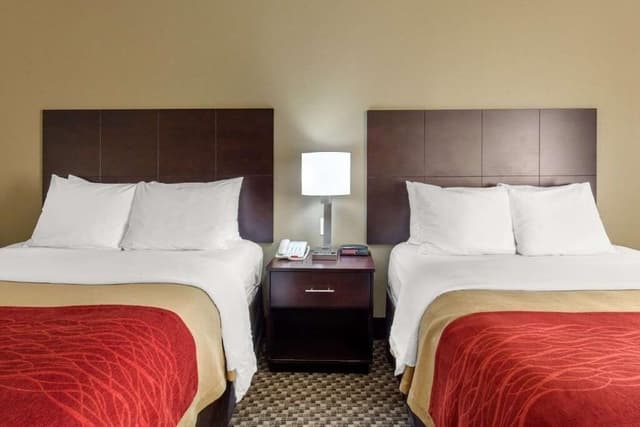 Standard Room, 2 Queen Beds, Non Smoking