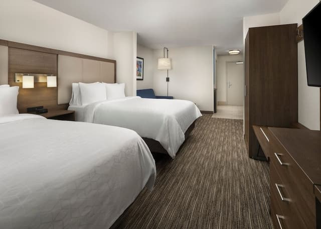Suite, 2 Queen Beds