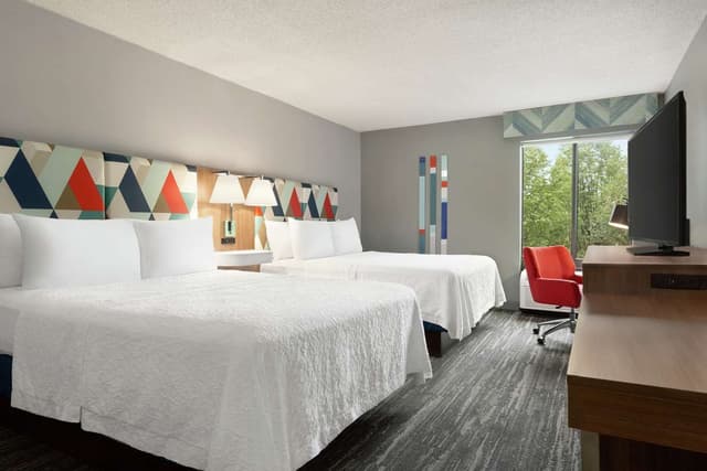 2 QUEEN BEDS NONSMOKING