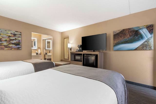Standard Room, 2 Double Beds, Non Smoking, Refrigerator