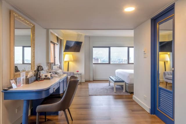 Jacuzzi Suite Room