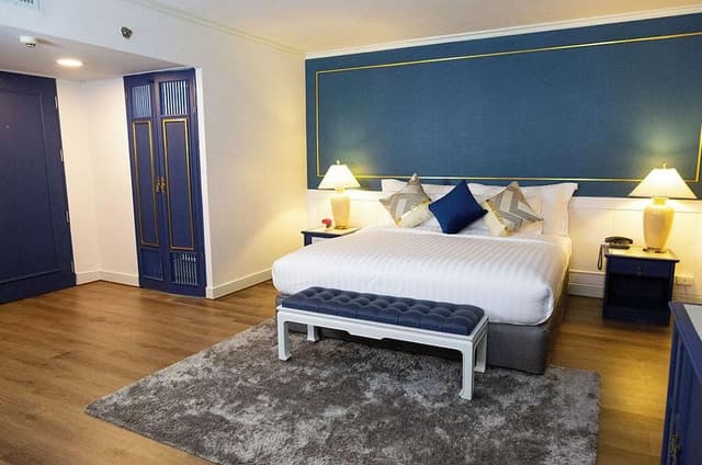 Jacuzzi Suite Room