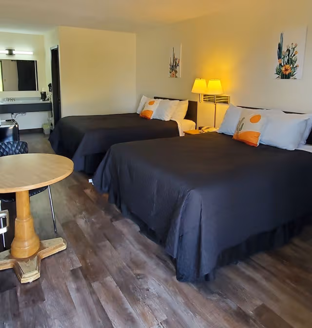 Standard Room, 2 Queen Beds, Non Smoking