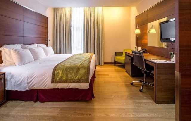 Classic Room, 1 King Bed