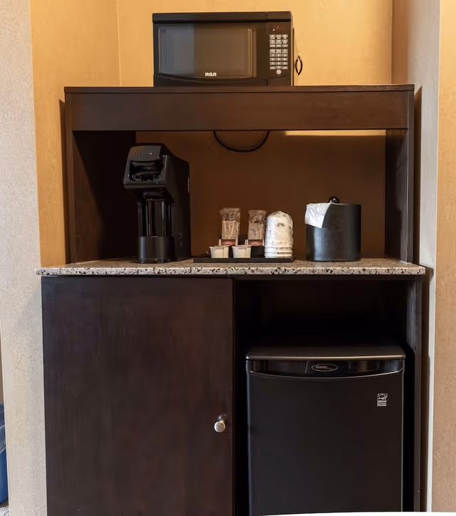 Standard Room, 2 Queen Beds, Non Smoking, Refrigerator & Microwave